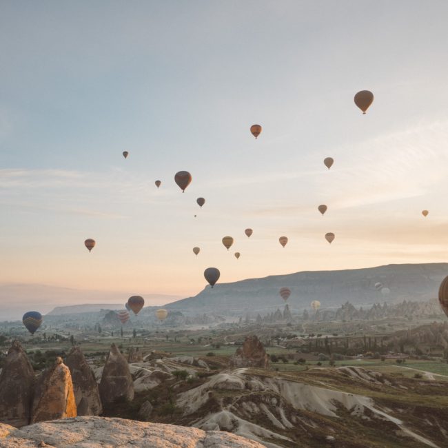 Sunrise Hot air balloon in Cappadocia [David Tan]